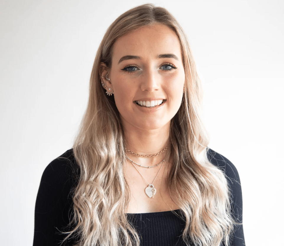 A happy woman from Ratemydateni Matchmaking